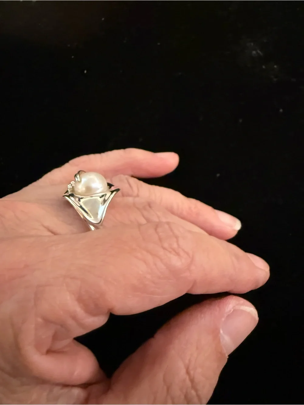 Silver Pearl Dome Ring - White Pearl